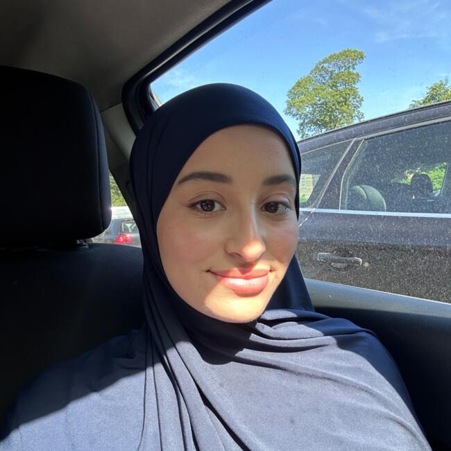 Babysitter in Hoogstraten: Amina