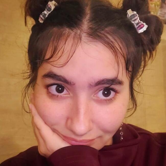 Babysitter in Guarujá: Mell