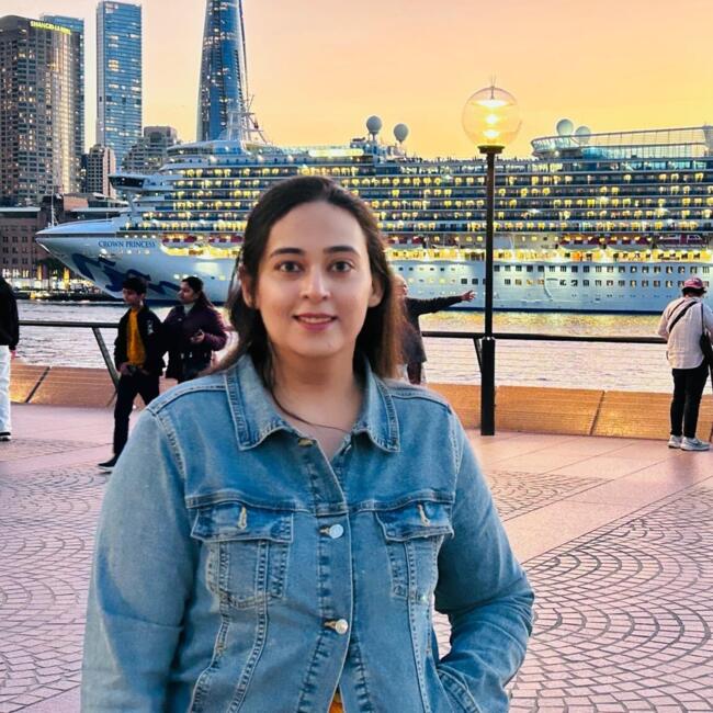 Babysitter in Sydney: Rakhshan
