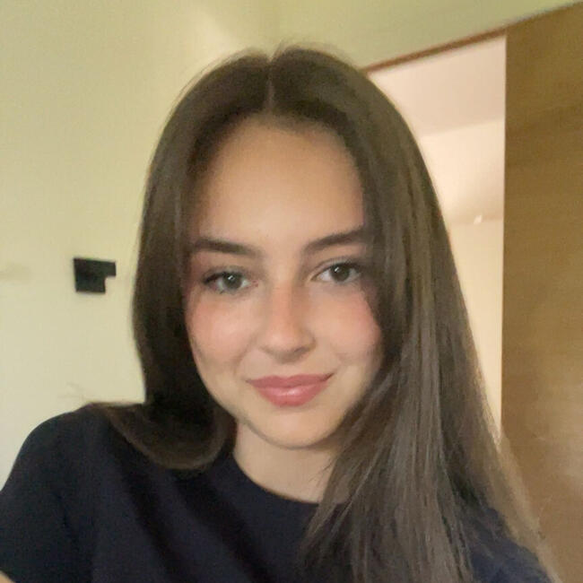 Babysitter in Aix-en-Provence: Camille