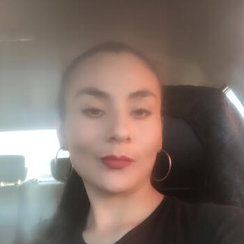 Babysitter in Borough of Queens: Johana