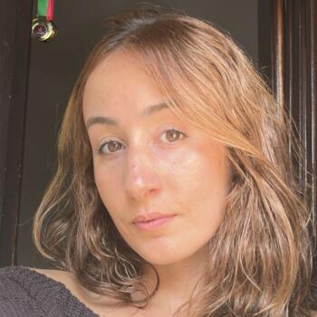 Babysitter in Navegantes: Mirely