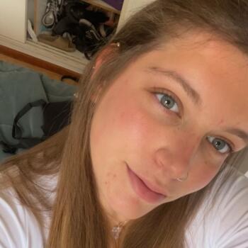 Canguro en Fuengirola: Candelaria Alcobendas Díaz