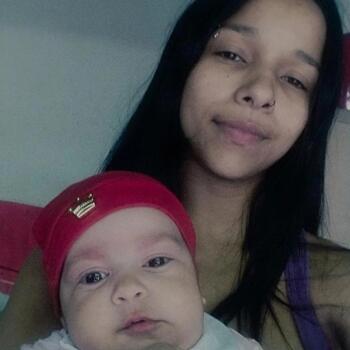 Babá em Montes Claros: Adriana