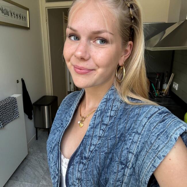 Oppas in Gouda: Evie