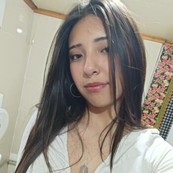 Babysitter in San Bernardo: Alondra