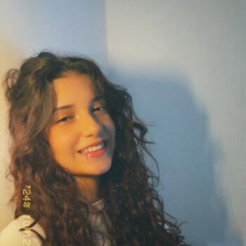 Babysitter in Lisbon: Iara
