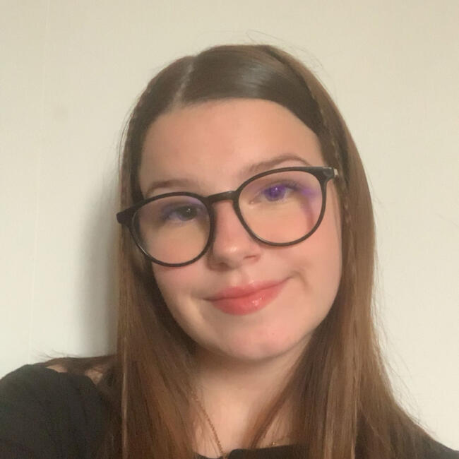 Babysitter in Buxerolles: Gwenaelle