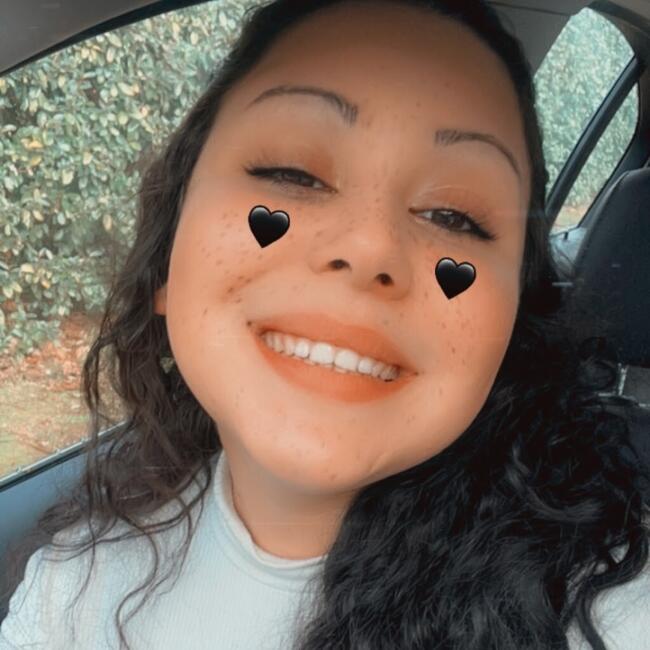 Babysitter in Saint-Jean-d'Illac: Anaïs