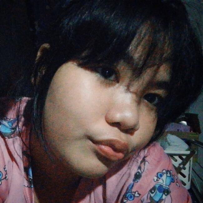 Babysitter in Angeles City: Ella