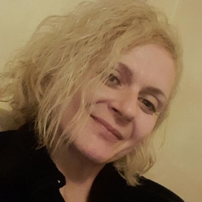 Babysitter in Agía Paraskeví (Αττική): Paraskevi