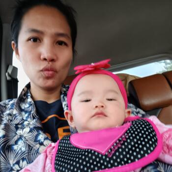 Babysitting job in Jakarta: babysitting job Rusna