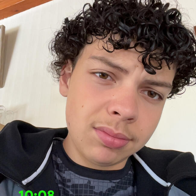 Babysitter in Peschadoires: Noham