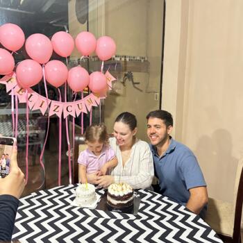 Trabajo para niñera en Asunción: trabajo de niñera Paola