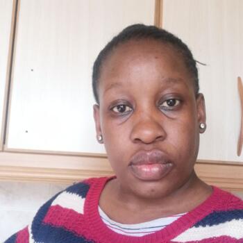 Babysitter in Germiston: Primrose