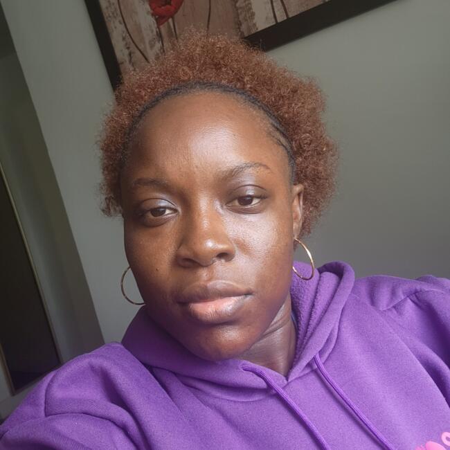 Babysitter in Longueuil: ANAÏS NAOMIE