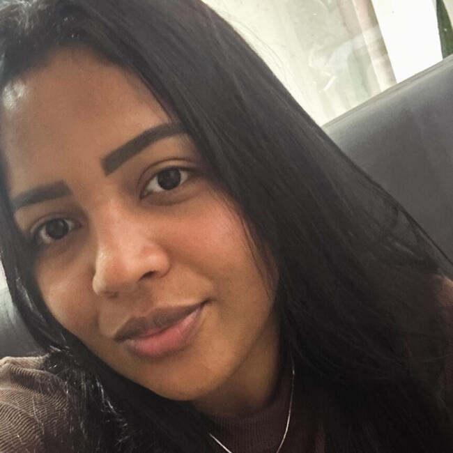 Babysitter in Brasília: Raphaella
