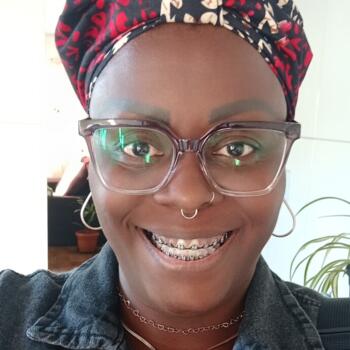 Babysitter in Realengo: Paula