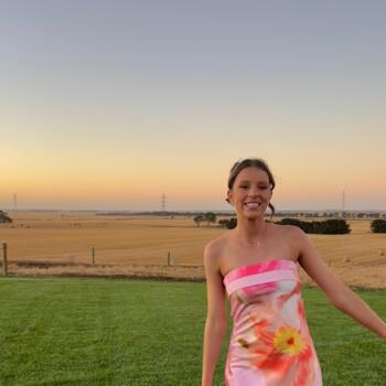 Babysitter Warrnambool: Evie