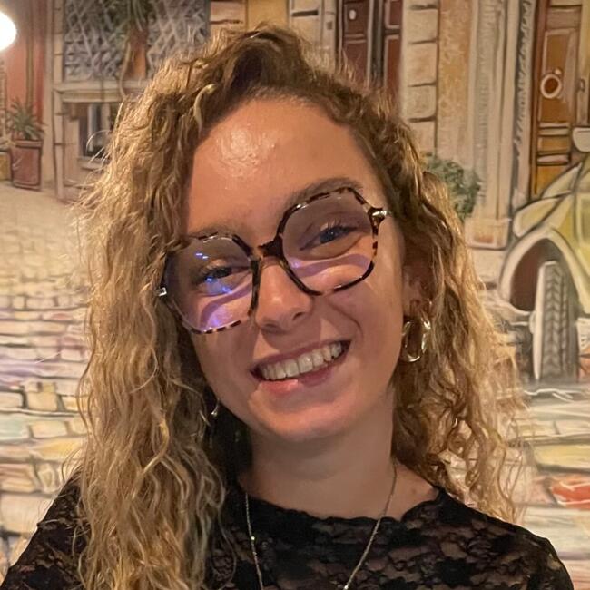 Babysitter in Bordeaux: Mathilde