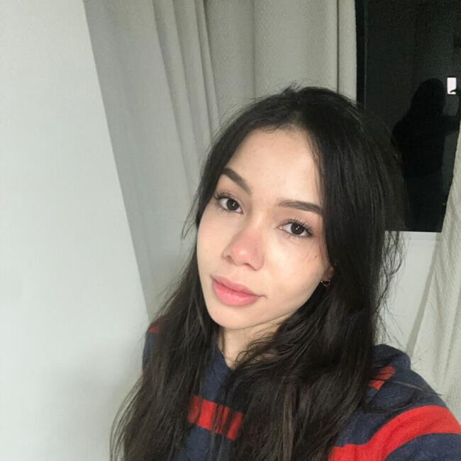 Babysitter in Lecherías: Valentina