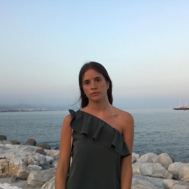 Babysitter in Madrid: Leticia