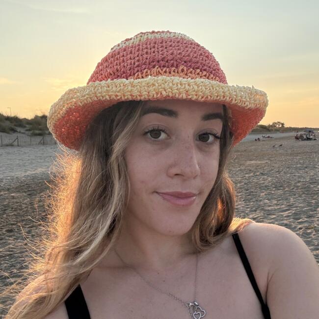 Baby-sitter in Veyrier: Manon