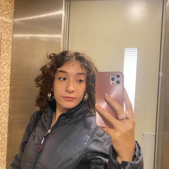 Babysitter in Lisbon: Raquel