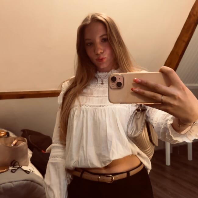 Babysitter in Brugge: Amy