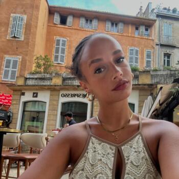 Babysitter in Soignies: Célia