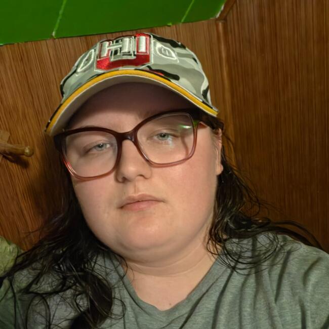 Babysitter in Columbus: Shelly