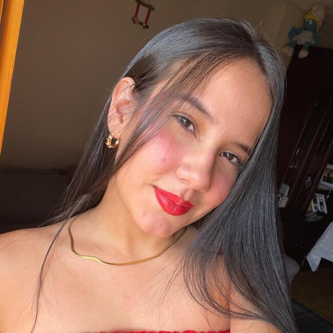 Canguro en Guadalajara: Adriana