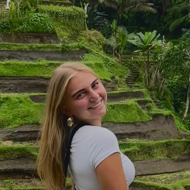 Babysitter in Innsbruck: Annika