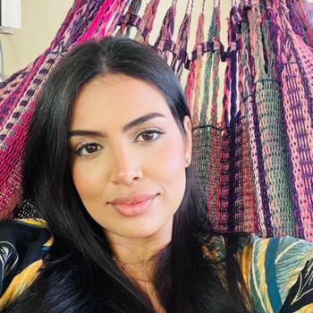 Babysitting job in Puchong Batu Dua Belas: babysitting job Angelica