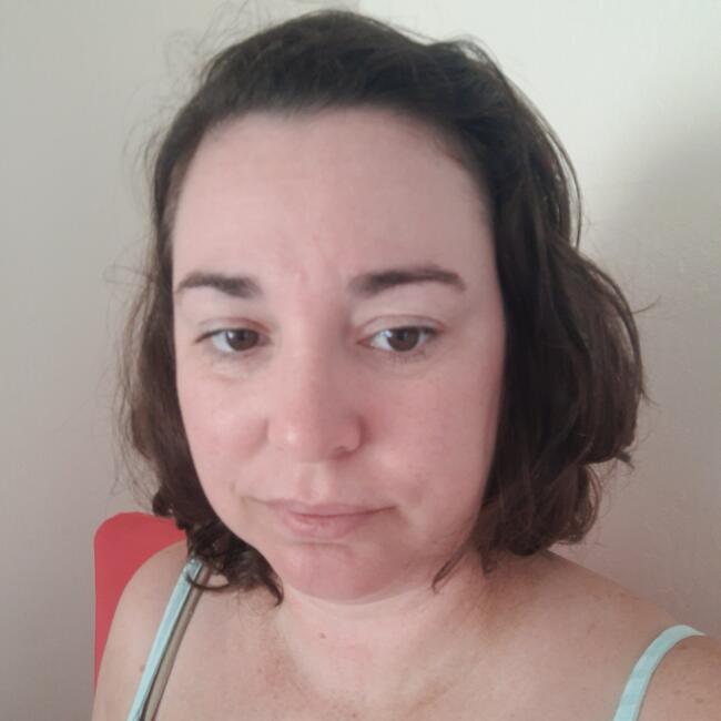 Babysitter in Joinville: EDINEIA