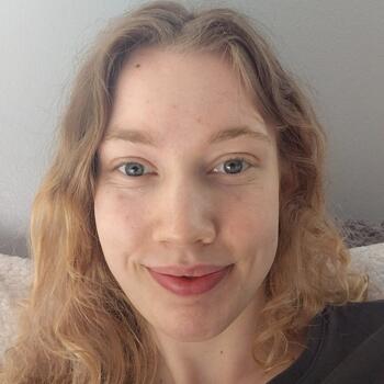 Barnvakt Göteborg: Julia