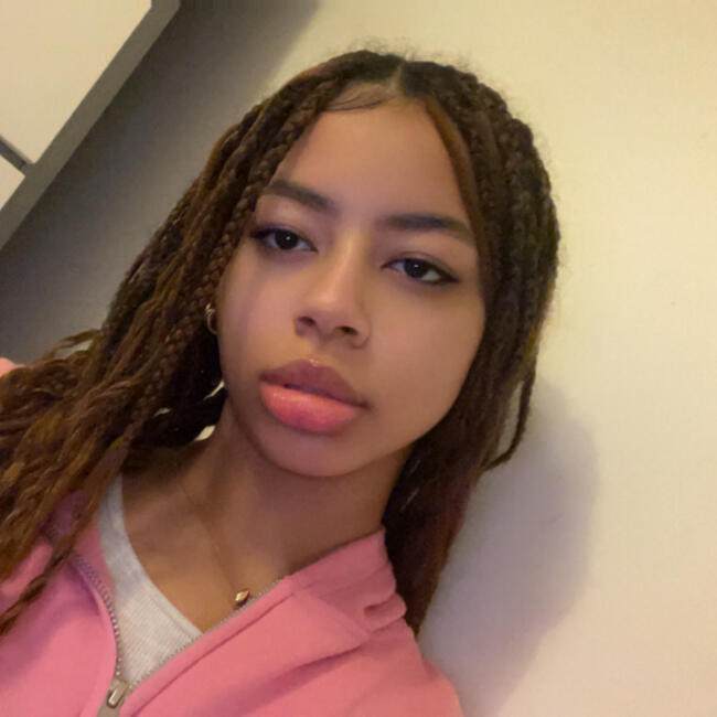 Babysitter in Carrières-sous-Poissy: Brittany