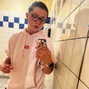 Babysitter in Autun: Aurore