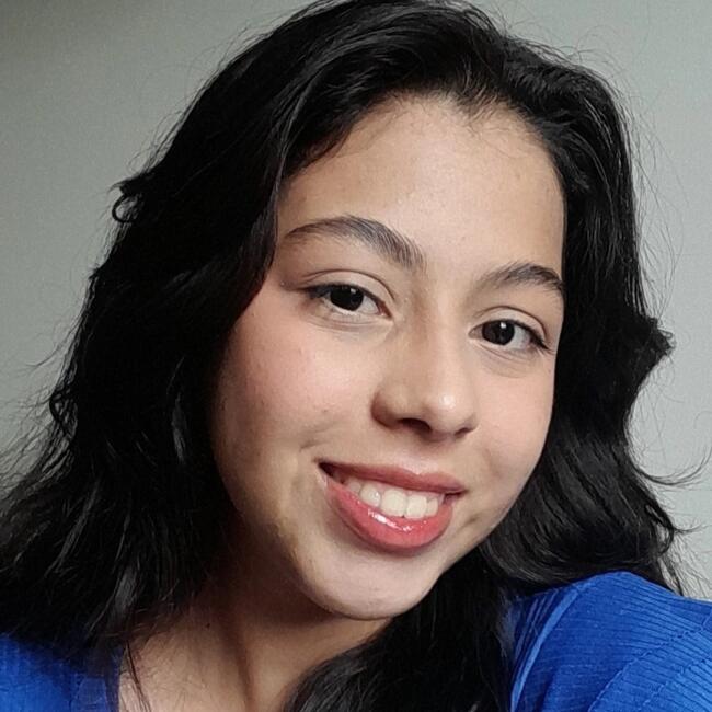 Babysitter in Camaçari: Tatiene