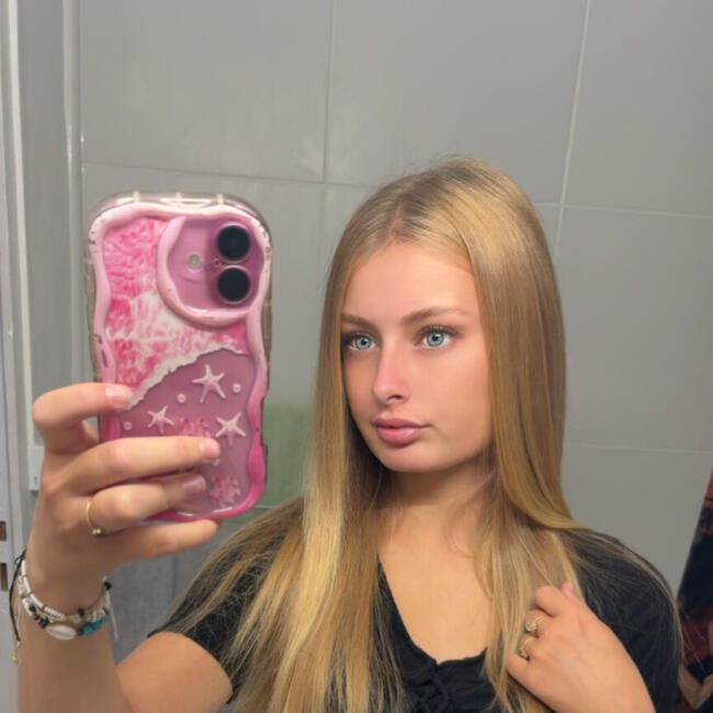 Babysitter in Béziers: Carolina