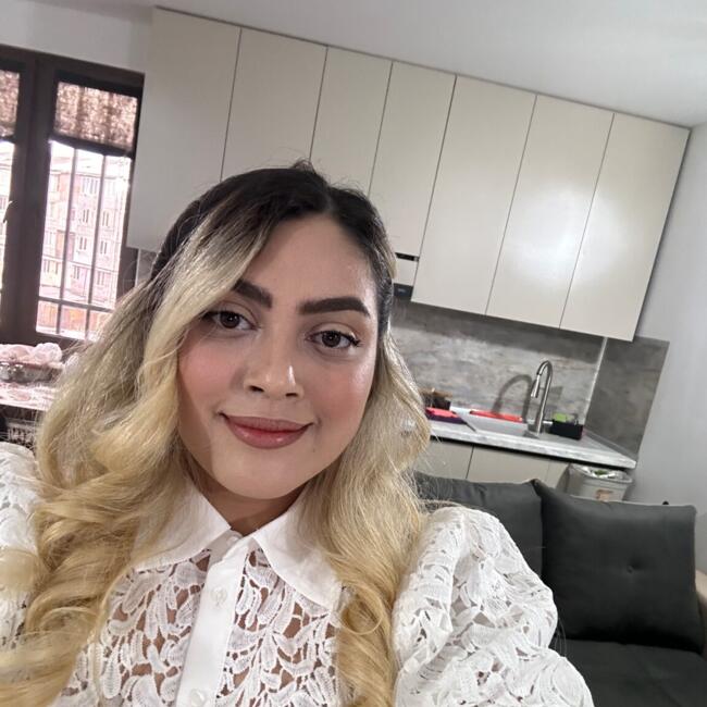 Babysitter in Yerevan: Negin