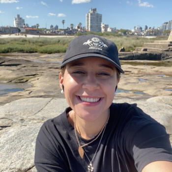 Niñera en Montevideo: Yoguin