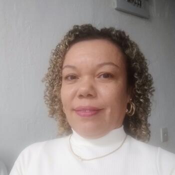 Babysitter Rio de Janeiro: Maria Betânia