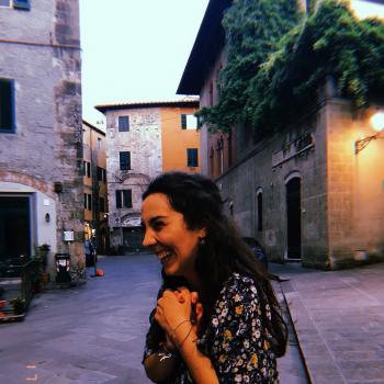Babysitter Pisa: Daria
