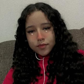 Babá Duque de Caxias: Micaelle