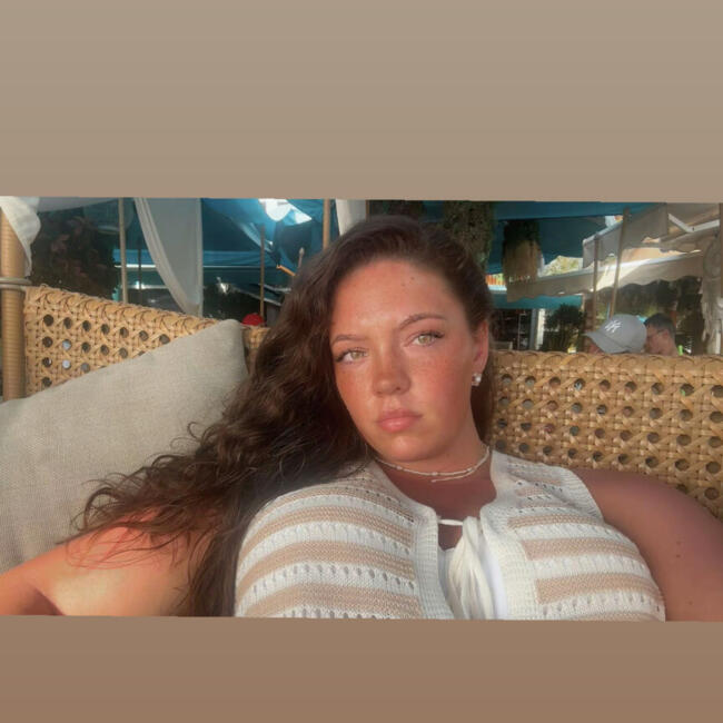 Babysitter in Cork: Rhia