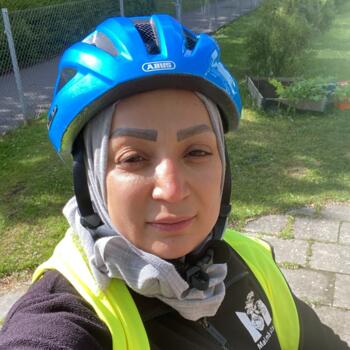 Barnvakt Malmö: Noora