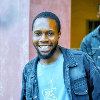 Babysitter in Uyo: Elijah