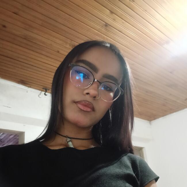 Niñera en Manizales: Valentina
