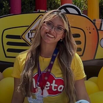 Babysitter in Santa Catarina: Fernanda Montserrat